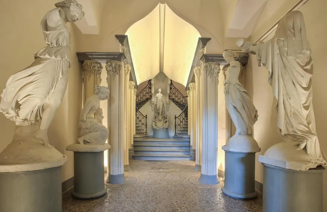 Luxury Suite In Florence-1
